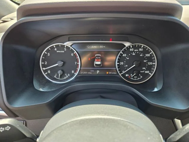 Used 2023 Red Nissan SV image 34