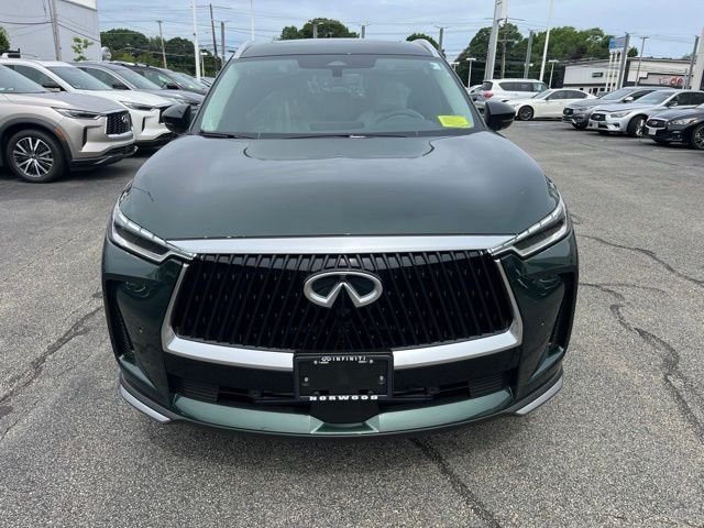 New 2027 DEEP EMERALD INFINITI Luxe AWD image 8