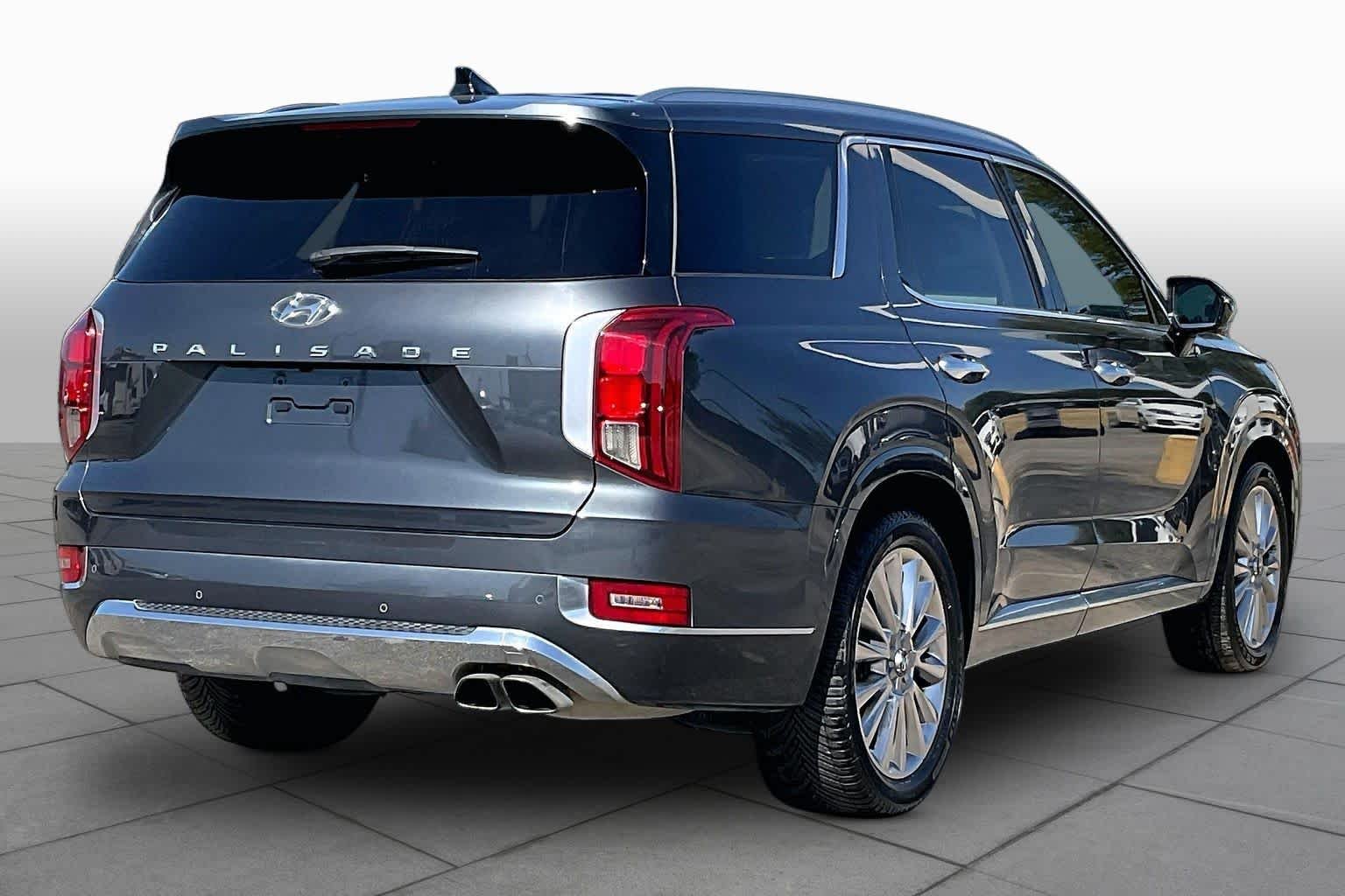 Used 2020 Steel Graphite Hyundai Limited image 11