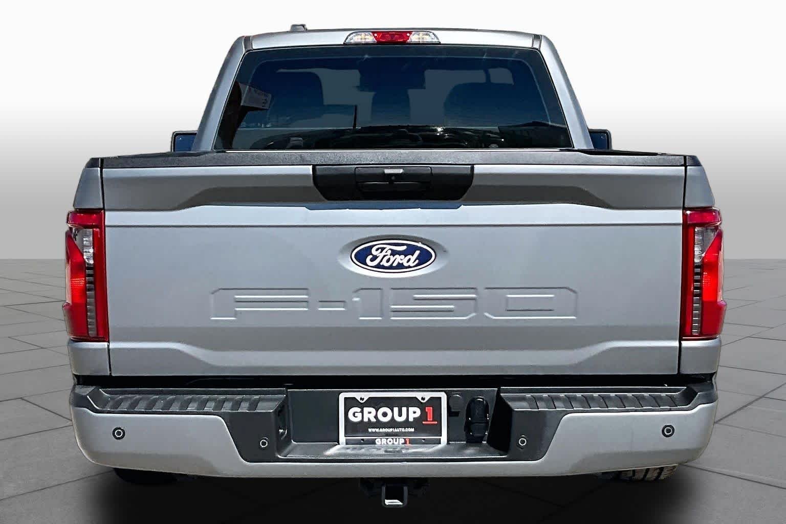 Used 2025 Blue Ford XL image 5