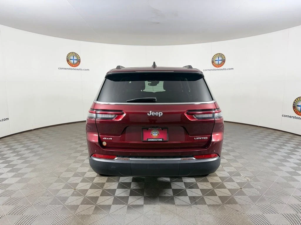 Used 2024 Velvet Red Pearlcoat Jeep Limited image 23