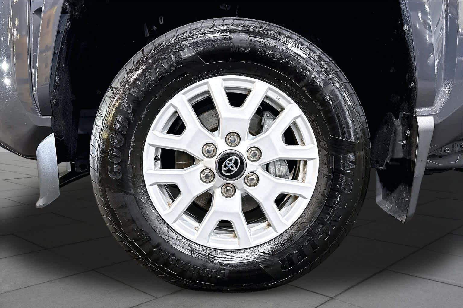 Used 2025 Underground Toyota SR5 image 10