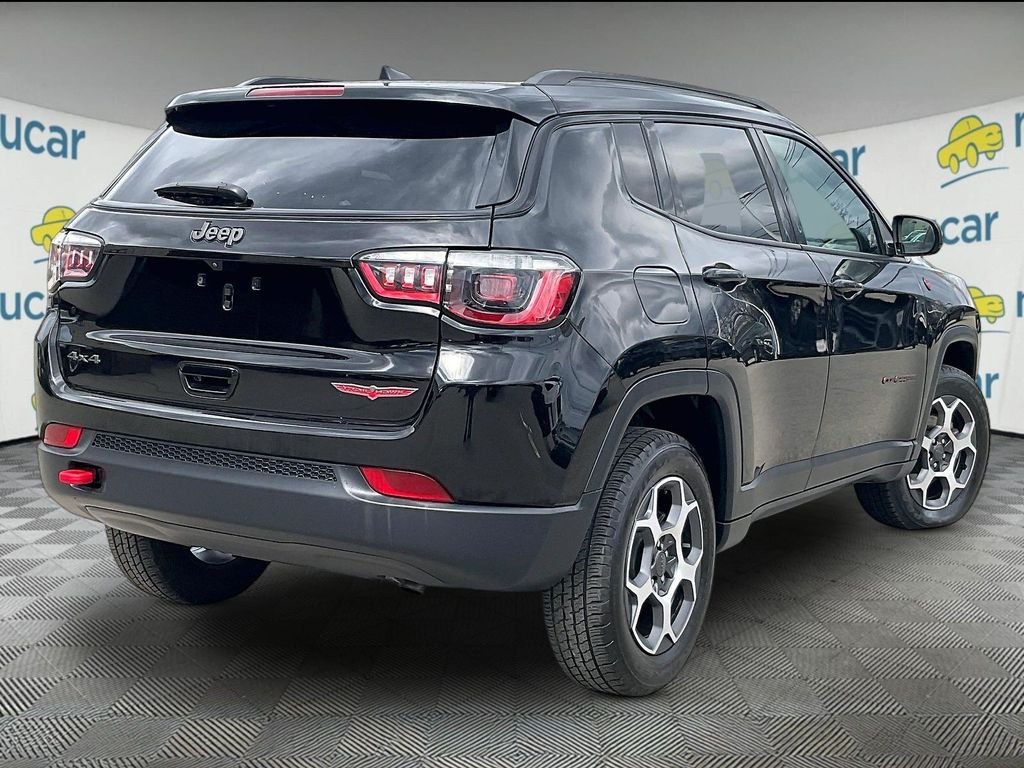 Used 2022 Black Jeep Trailhawk image 6