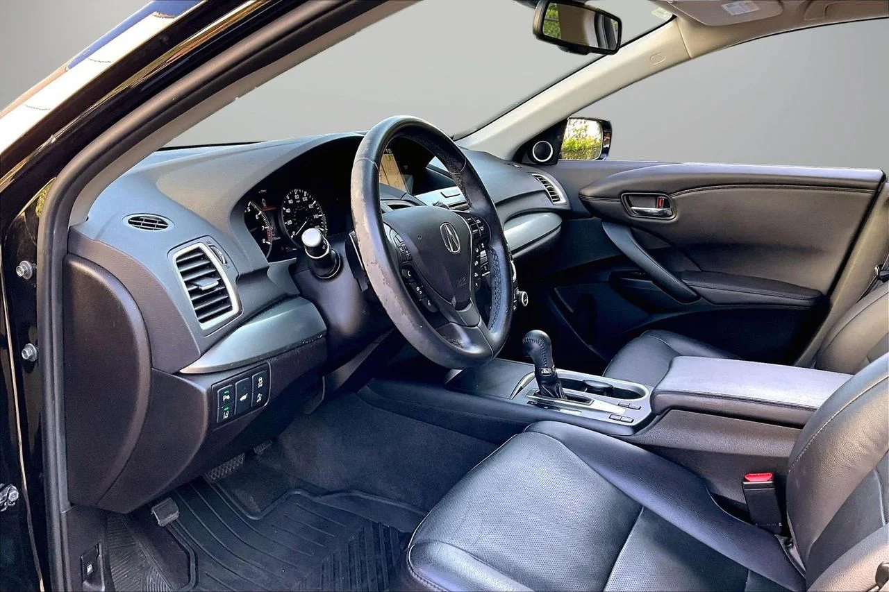 Used 2018  Acura Advance Package image 20