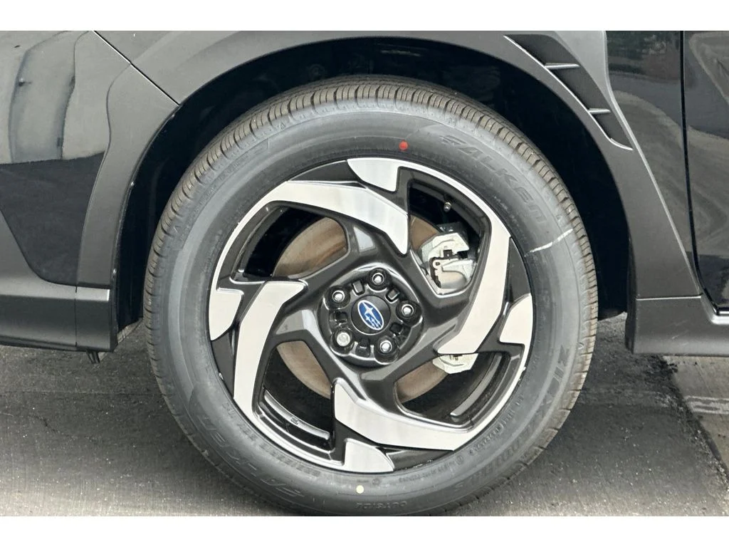 New 2026 CRYSTAL BLACK SILICA Subaru Limited Hybrid image 26