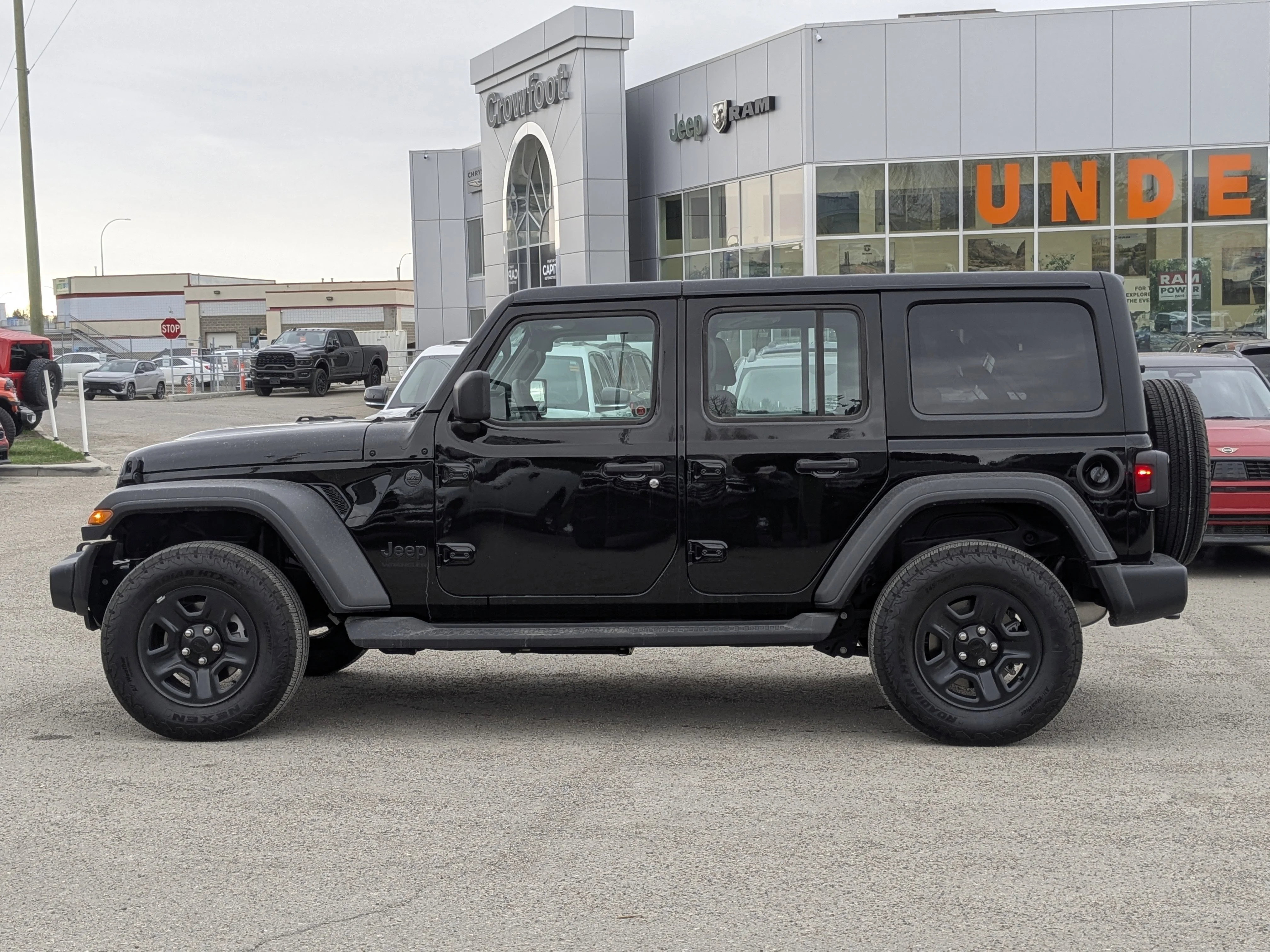 Used 2025 Black Jeep Sport - - Pkg 23B  - Black Paint  - 3.6L Pentastar V6  - 12.3 Touchscreen  & More image 5