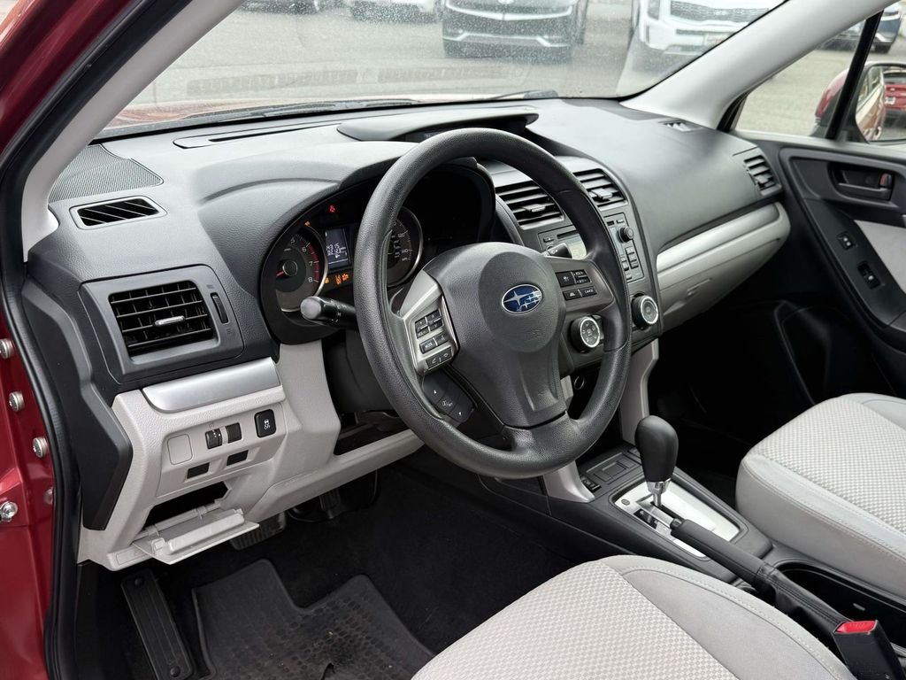 Used 2015 Venetian Red Pearl Subaru 2.5i Premium image 2