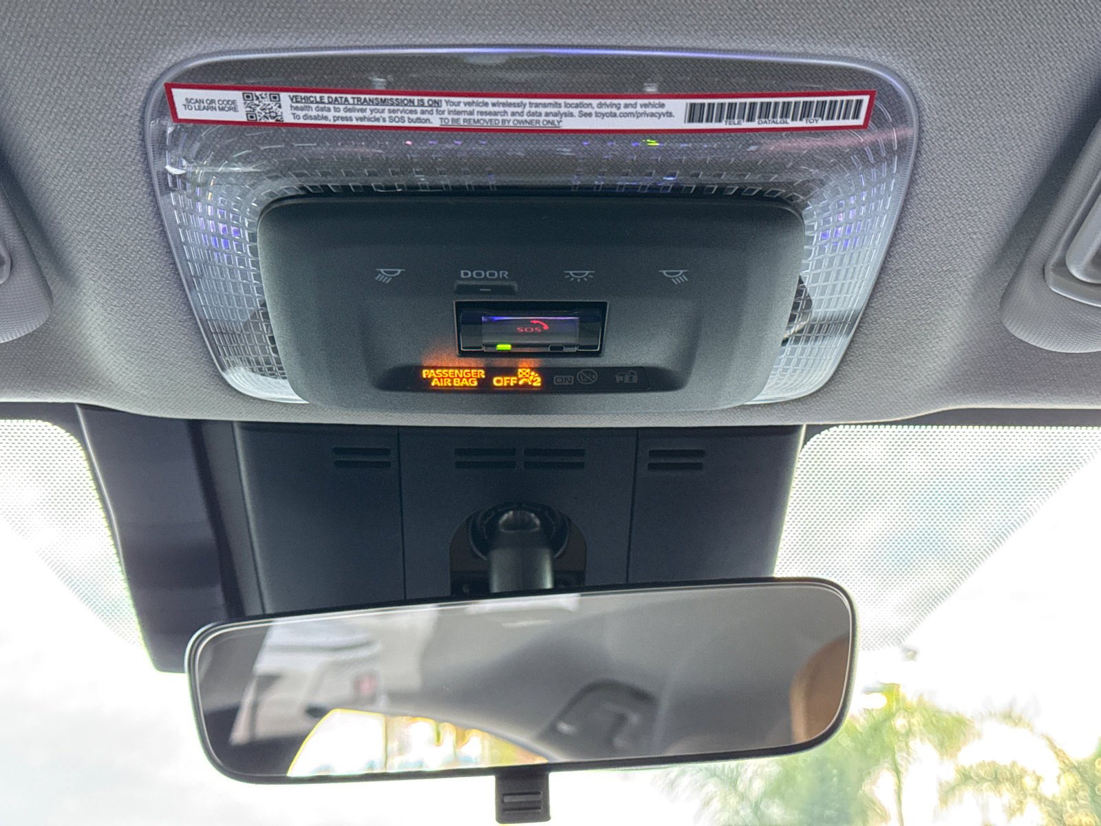 New 2026 Wind Chill Pearl <sup>1</sup> Toyota  SE image 23