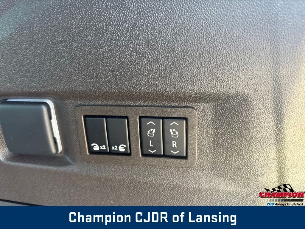 Used 2023 Black GMC Denali image 25