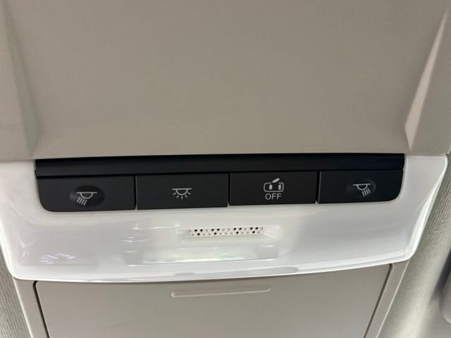 Used 2024 Gray Nissan SV image 29