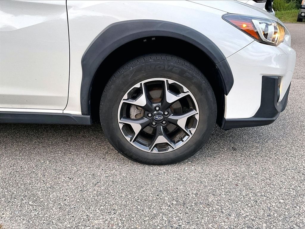 Used 2019 White Subaru 2.0i Premium image 7
