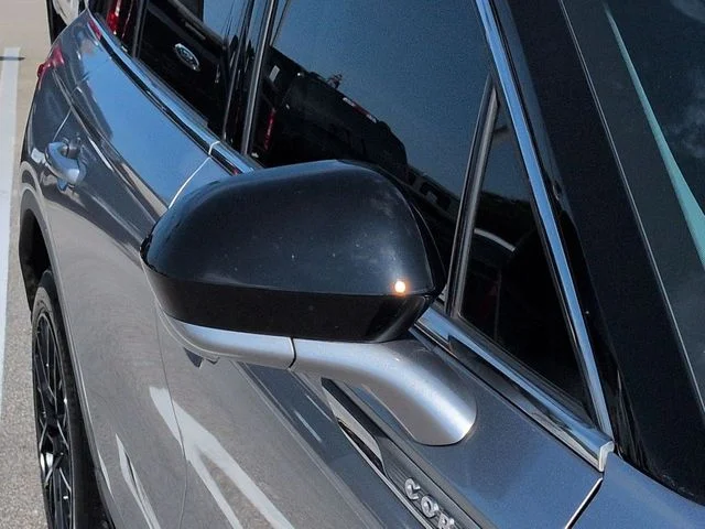 Certified Used 2022 Radiance Metallic Lincoln Standard image 12