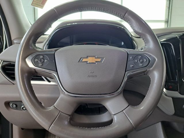 Used 2019 Gray Chevrolet 3LT image 10
