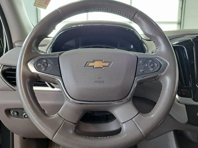Used 2019 Gray Chevrolet 3LT image 10