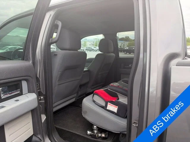Used 2013 Sterling Gray Metallic Ford XLT image 14