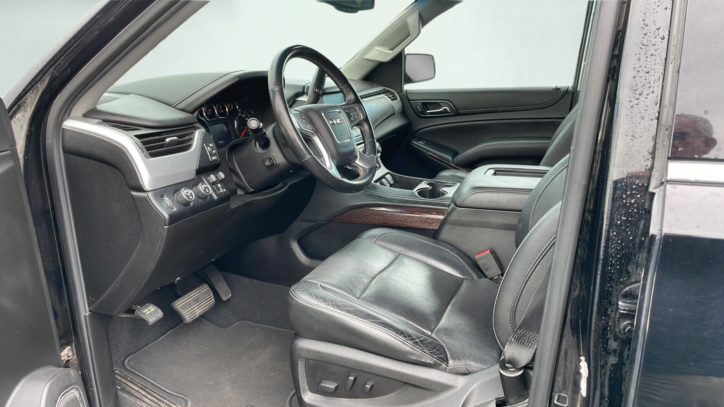 Used 2019 Black GMC SLT image 9