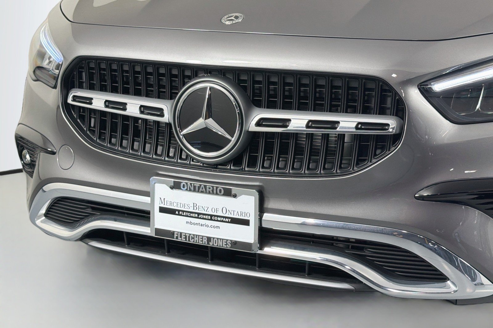 New 2026 Mountain Grey Metallic Mercedes-Benz GLA 250 SUV image 12