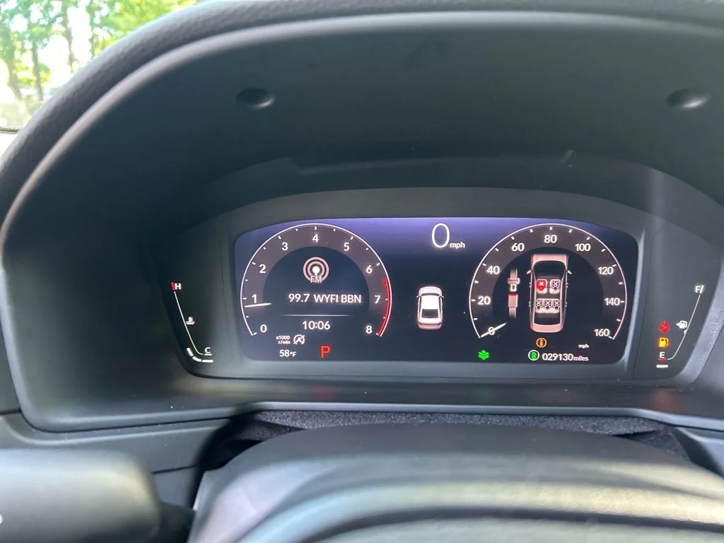 Used 2023 Silver Honda EX image 19
