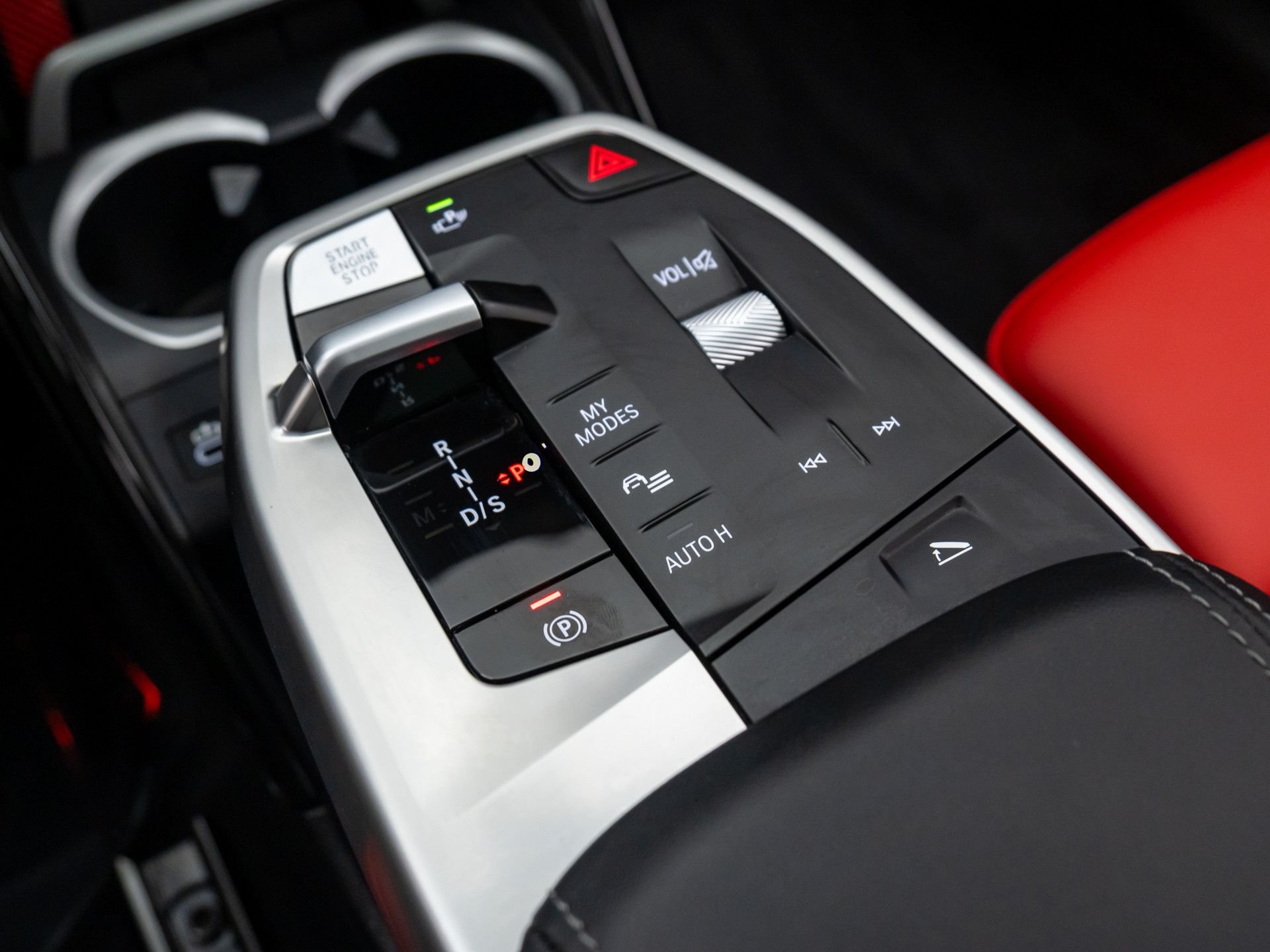 2025 BMW X1 28i - Photo 32