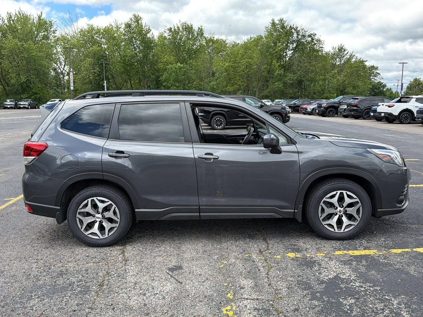 Used 2024 Magnetite Gray Metallic Subaru Premium image 7