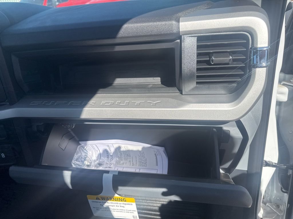 New 2026 Oxford White Ford XL image 32