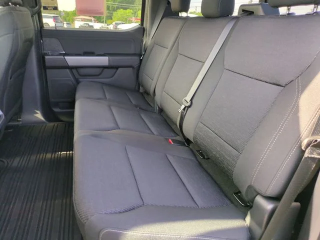 Used 2025 Gray Ford XLT image 28