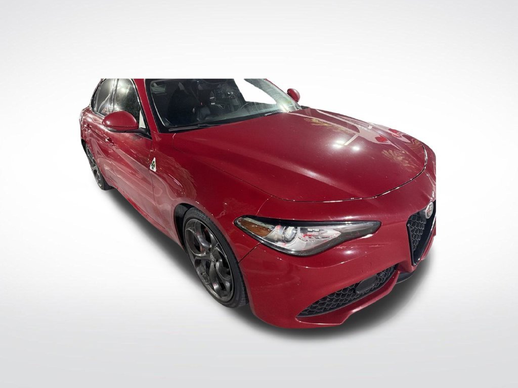 Used 2017 Red Alfa Romeo Ti image 13