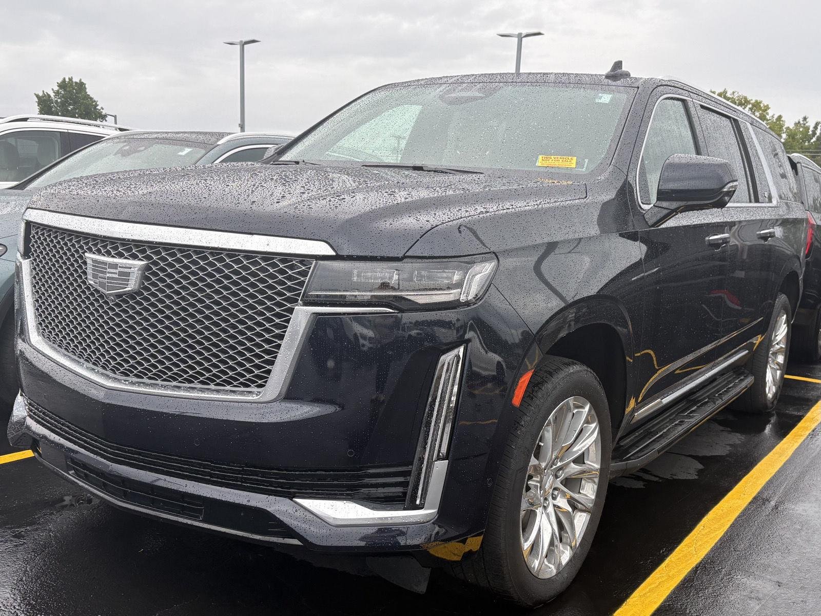 Used 2022 Dark Moon Blue Metallic Cadillac Premium Luxury image 3