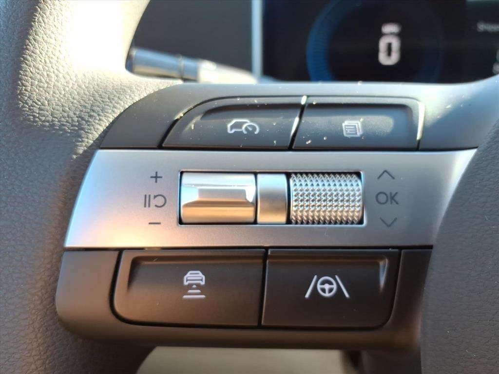 New 2026 Shimmering Silver Hyundai SEL AWD image 9