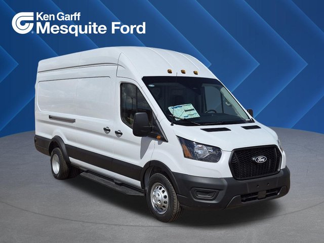 2026 Ford Transit Commercial Base