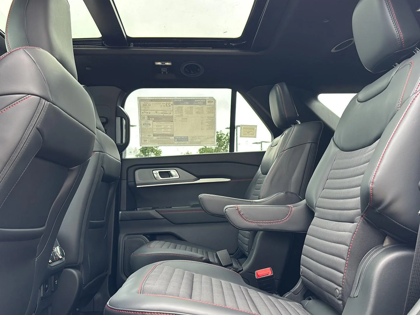 New 2027 Vapor Blue Metallic Ford ST-Line image 27