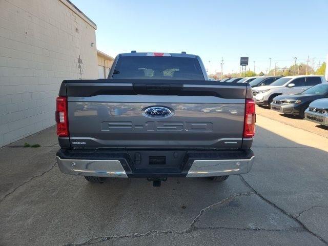 Used 2022 Gray Ford XLT image 6