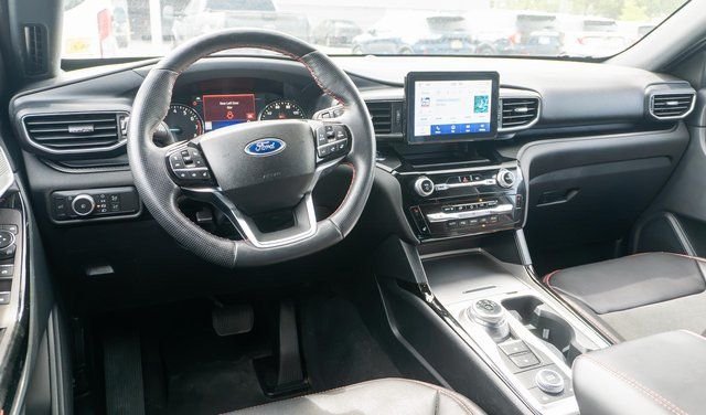 Used 2022 Black Ford ST-Line image 13
