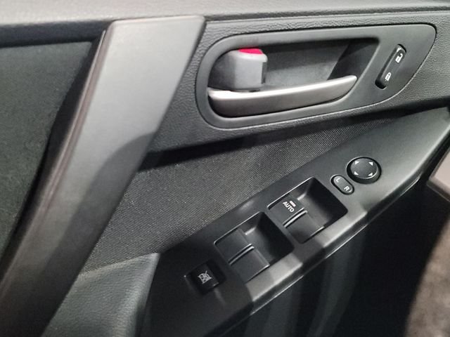 Used 2013 Graphite Mica Mazda i Touring image 21