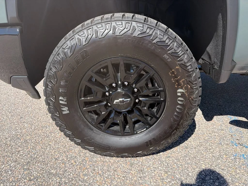 New 2026 Cypress Gray Chevrolet ZR2 image 28