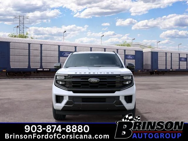 New 2027 Star White Metallic Tri-Coat Ford Platinum image 24
