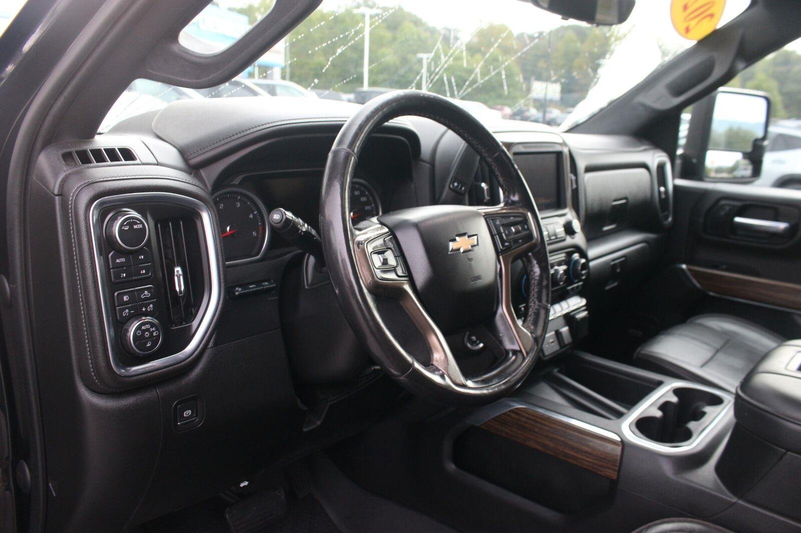 Used 2020 BLACK Chevrolet High Country image 18