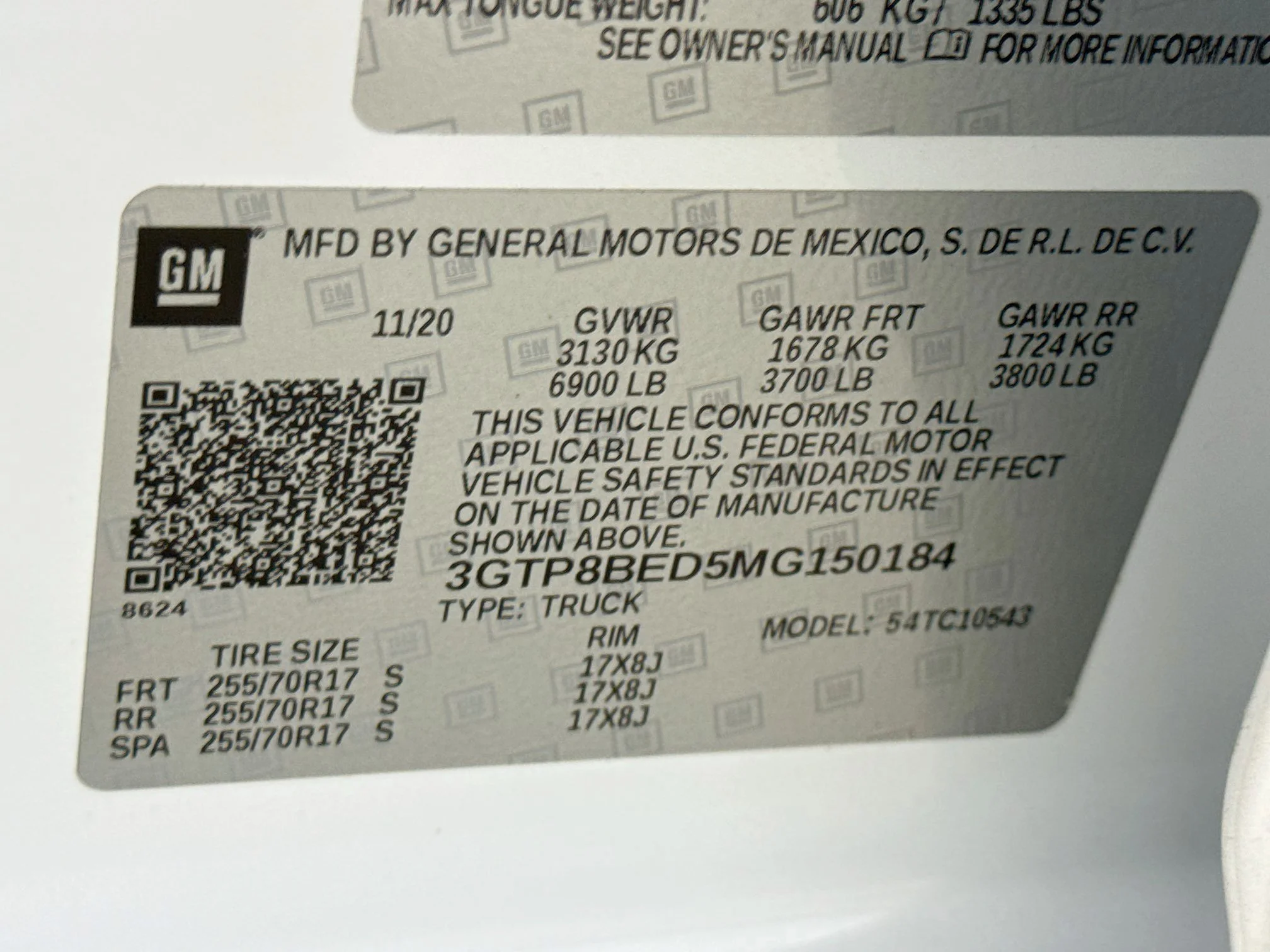 Used 2021 SUMMIT WHITE GMC SLE image 33
