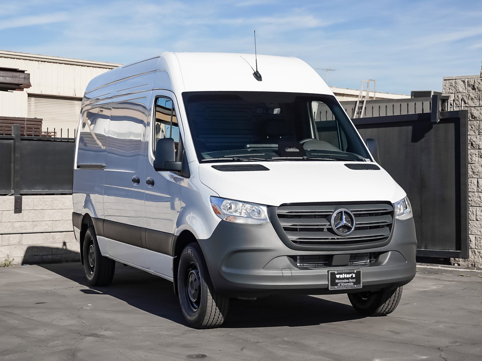 New 2026 Arctic White Mercedes-Benz 2500 High Roof I4 Diesel 144 RWD image 3