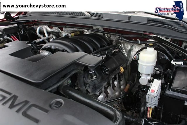 Used 2016 Red GMC Denali image 6