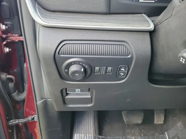 Used 2023 Red Jeep Series III image 16