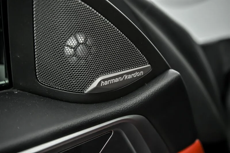 Used 2021 Black Sapphire Metallic BMW Competition image 15