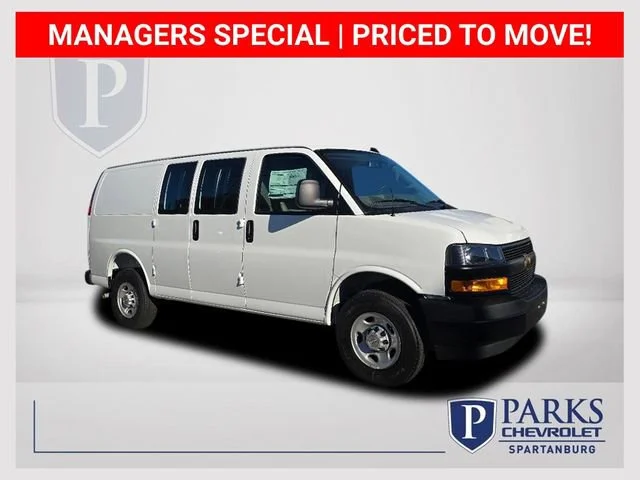 2025 Chevrolet Express 2500 Work Van HD's photo
