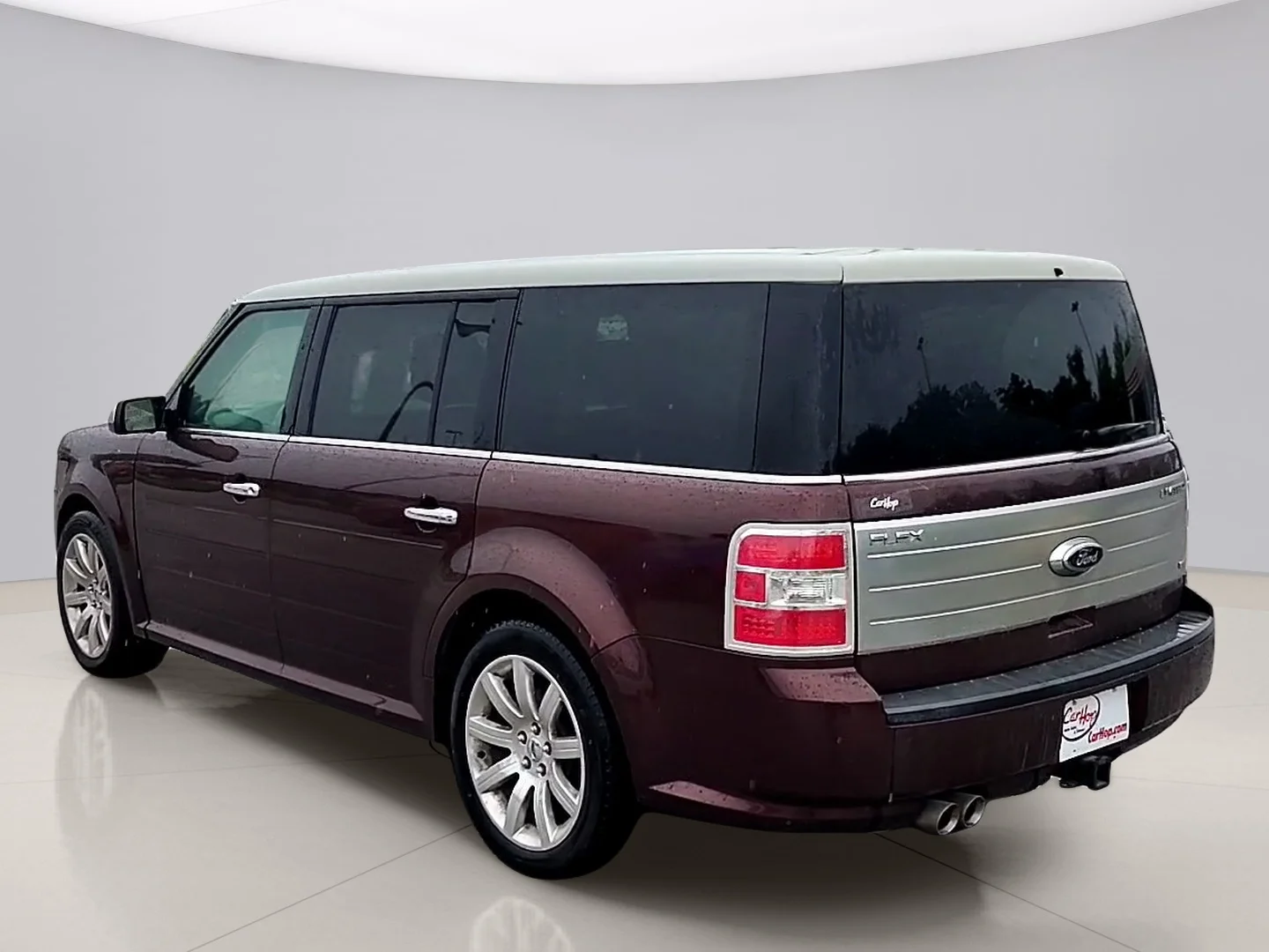 Used 2009 Red Ford LIMITED image 3