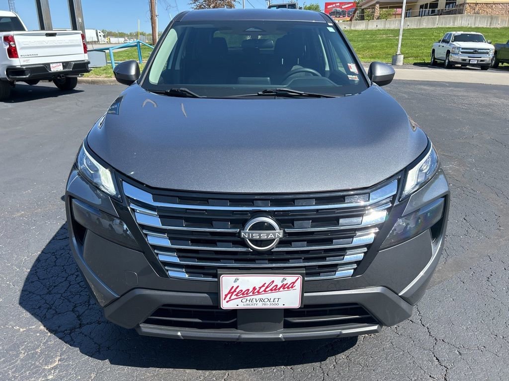 Used 2024 Nissan Rogue SV with VIN 5N1BT3BA7RC754012 for sale in Kansas City