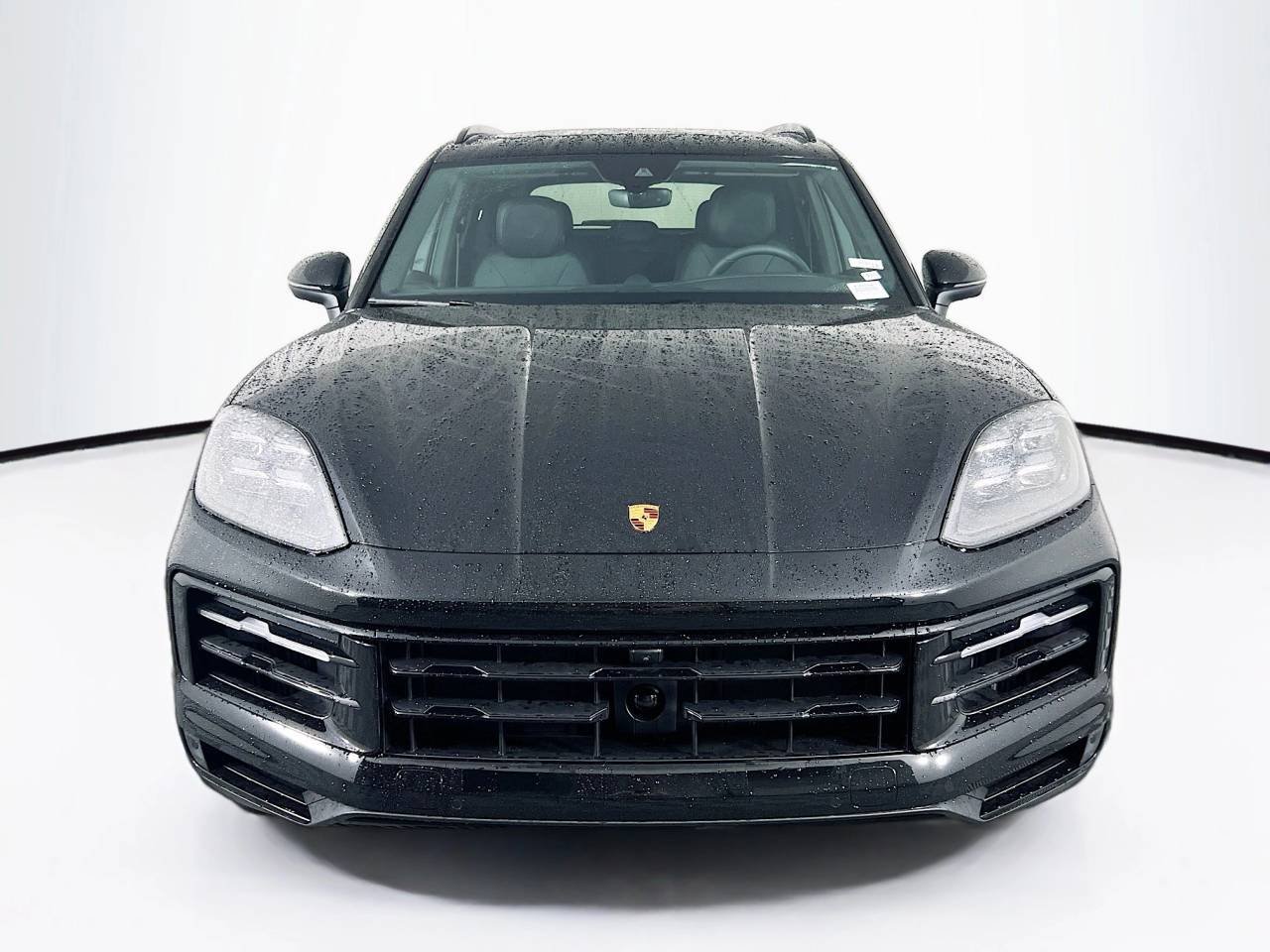 New 2026 Chromite Black Metallic Porsche E-Hybrid image 6