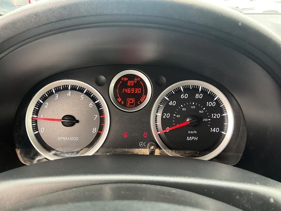 Used 2012 Silver Nissan 2.0 S image 6