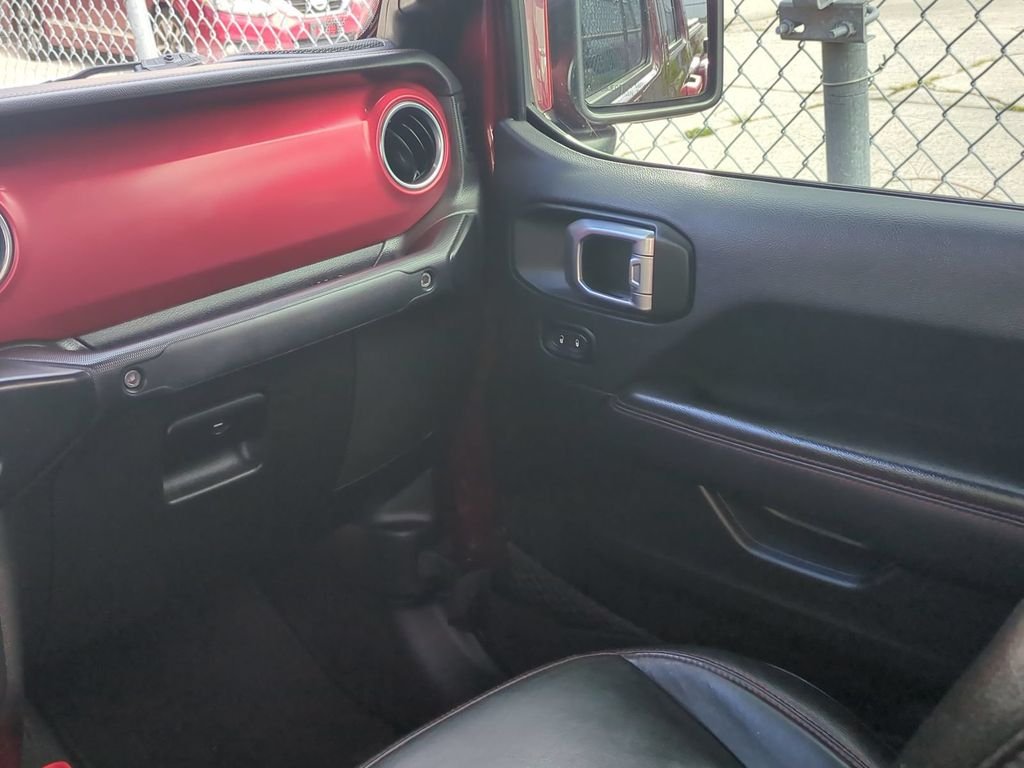2021 Jeep Gladiator Rubicon - Photo 19