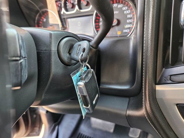Used 2015 ONYX BLACK GMC SLT image 19