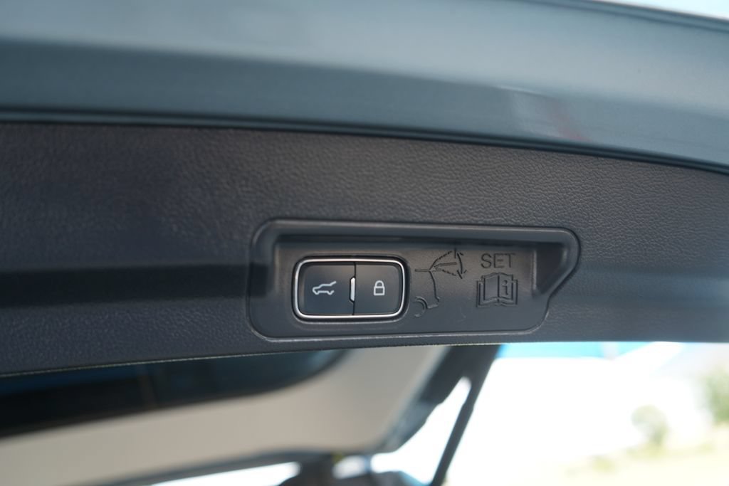 Used 2025  Ford Active image 25